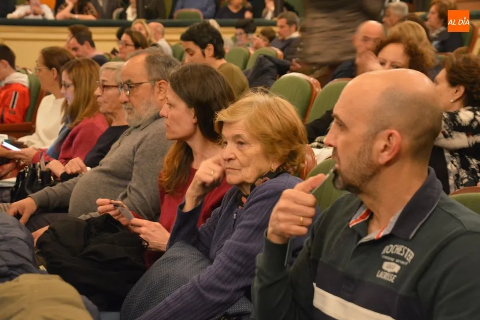 Foto 9 - Los m&aacute;s peque&ntilde;os brillan en el Concierto de Primavera del Coro Ciudad de Salamanca