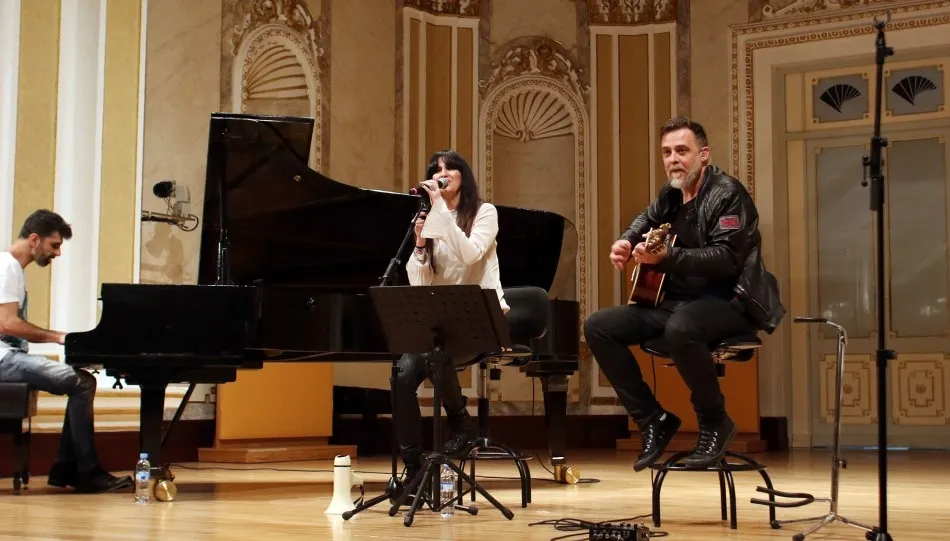 Foto 2 - Efecto Mariposa ofrecer&aacute; un concierto este viernes en el teatro de Unicaja Banco