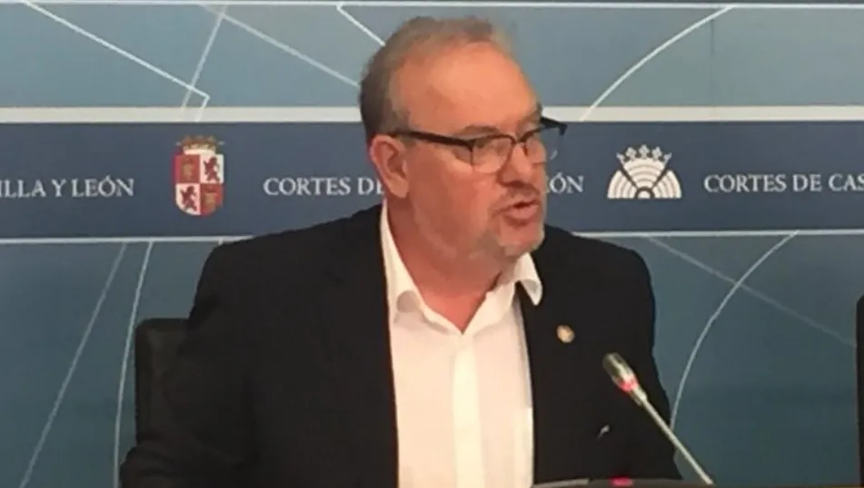 El portavoz de Hacienda del Grupo Socialista, José Francisco Martín