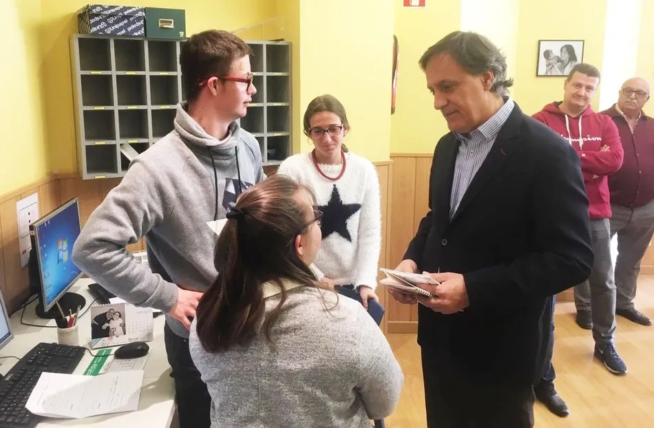 Foto 2 - El Ayuntamiento refuerza su colaboraci&oacute;n con la asociaci&oacute;n Down Salamanca  