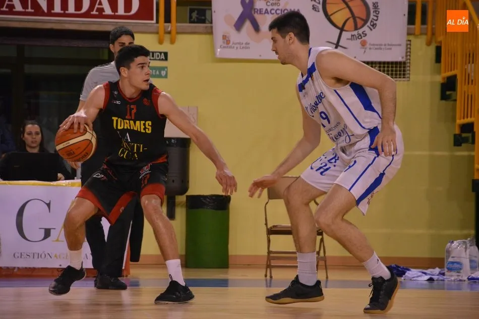 El CB Tormes regresa a casa con la victoria en mente / Lydia González