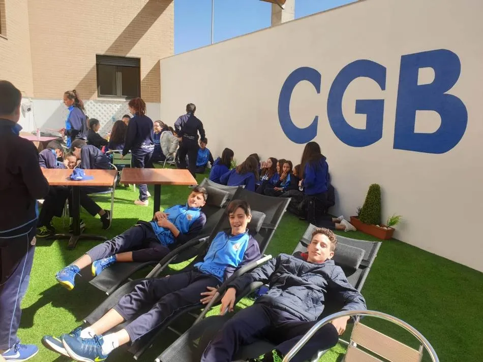 Foto 2 - Estudiantes del colegio San Juan Bosco visitan las instalaciones de CGB