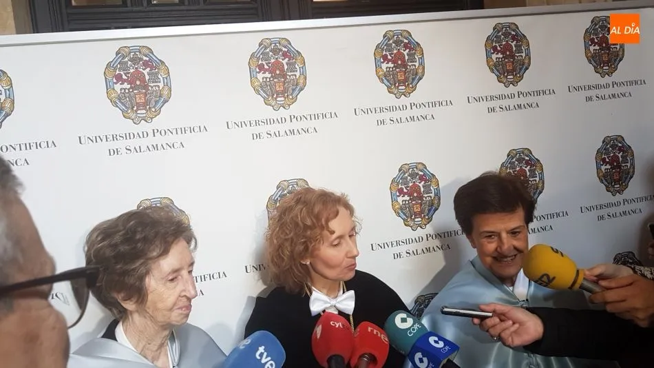 Foto 2 - Adela Cortina recuerda que&nbsp;la filosof&iacute;a &ldquo;tiene que ensuciarse las manos y comprometerse con la...