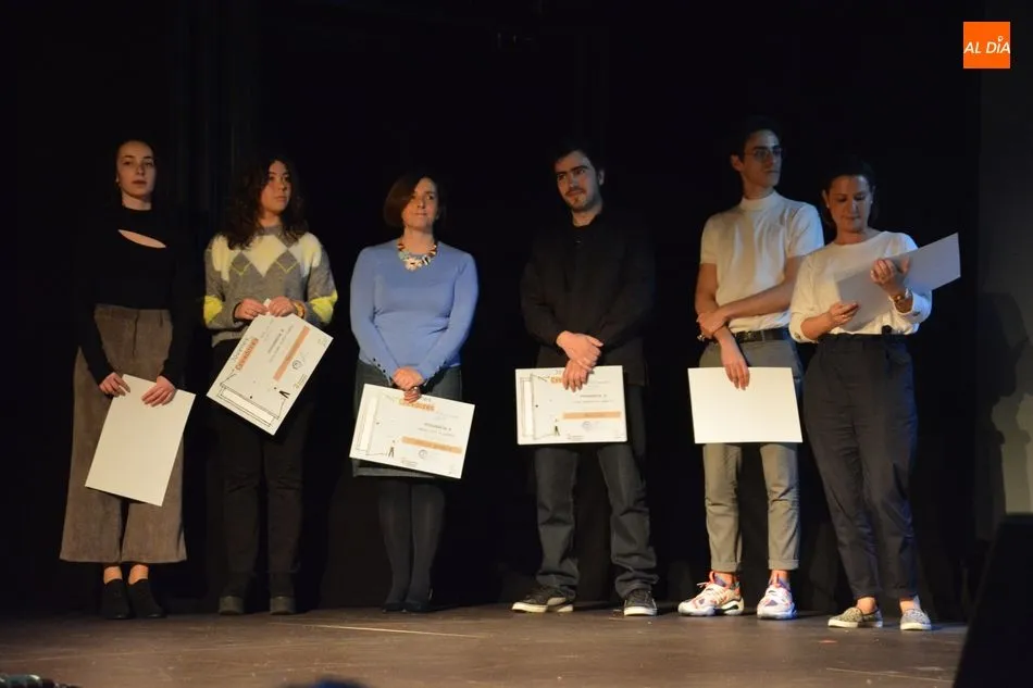 Foto 9 - Entregados los premios a los 73 ganadores del certamen municipal &lsquo;J&oacute;venes Creadores&rsquo;