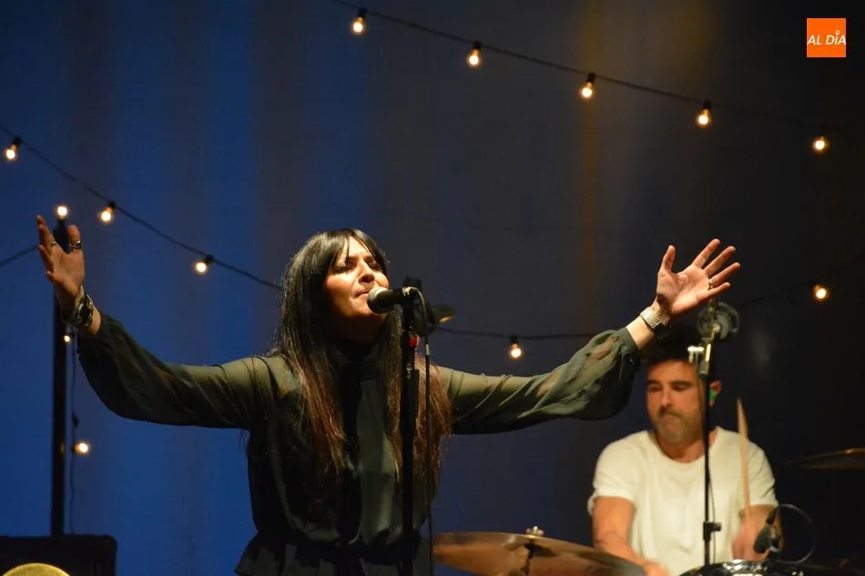 Foto 10 - Efecto Mariposa presenta con notable &eacute;xito su nuevo disco &lsquo;Vuela&rsquo; en el Teatro Unicaja