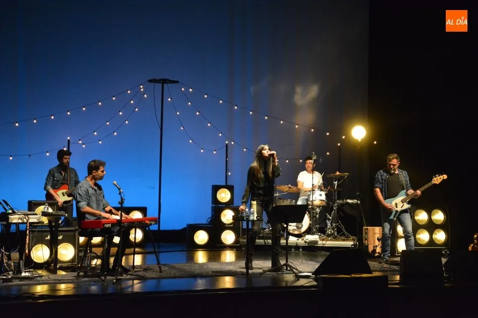 Foto 8 - Efecto Mariposa presenta con notable &eacute;xito su nuevo disco &lsquo;Vuela&rsquo; en el Teatro Unicaja