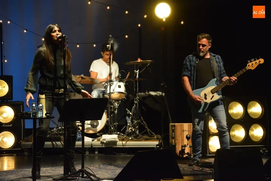 Foto 6 - Efecto Mariposa presenta con notable &eacute;xito su nuevo disco &lsquo;Vuela&rsquo; en el Teatro Unicaja