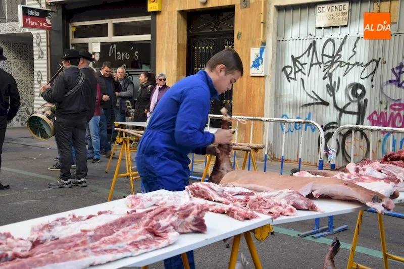 Foto 9 - El Barrio del Oeste recupera su tradicional Fiesta de la Matanza