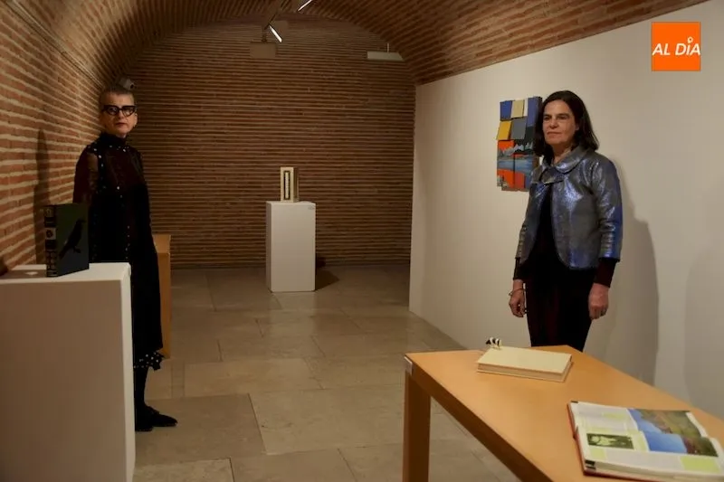 Foto 8 - Inaugurada la exposici&oacute;n de arte No Libro