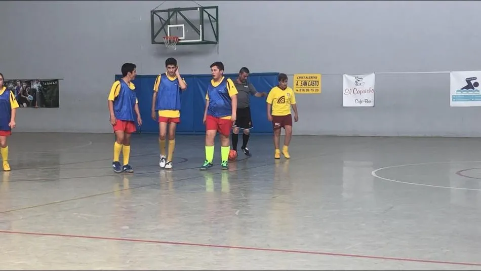 Foto 2 - Los Leones de Vitigudino logran el pase a la semifinal intercomarcal de los Juegos Escolares  