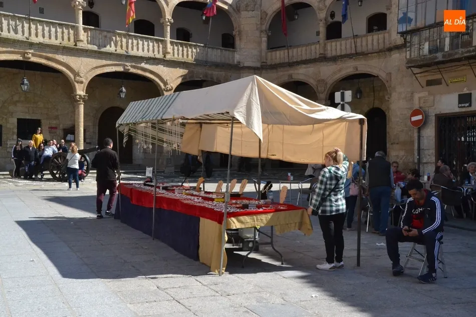 Foto 11 - El cielo brinda una espl&eacute;ndida Feria de Botijeros con un sentido recuerdo para Juan Manuel Criado  