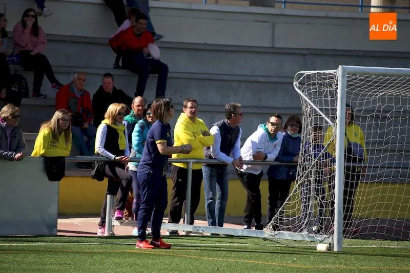 Foto 10 - Resultados, clasificaciones e im&aacute;genes del f&uacute;tbol base provincial