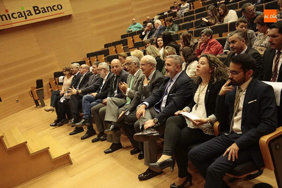 Foto 4 - Salamanca y C&aacute;ceres estrechan sus lazos a trav&eacute;s de la Semana Santa