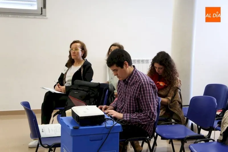 Foto 5 - La Federaci&oacute;n de Asociaciones de Vecinos de Salamanca renueva su junta directiva