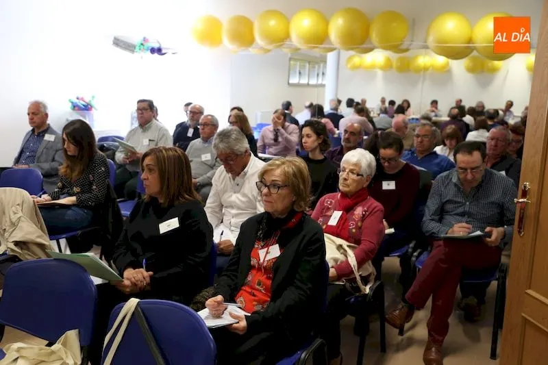 Foto 2 - La Federaci&oacute;n de Asociaciones de Vecinos de Salamanca renueva su junta directiva