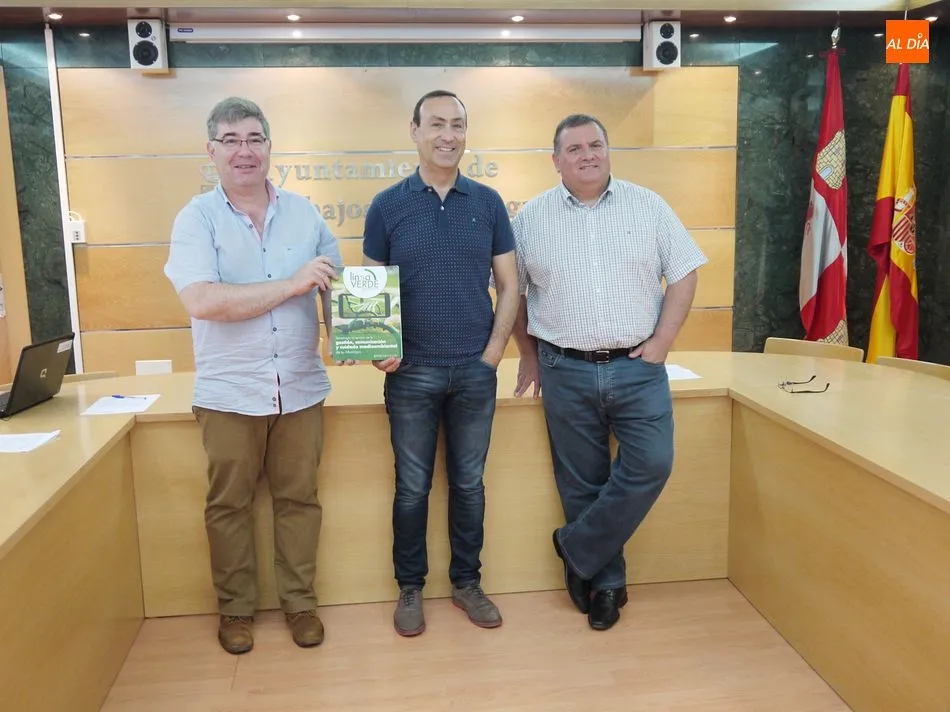 Foto 2 - El Ayuntamiento de Carbajosa soluciona nueve de cada diez incidencias de la L&iacute;nea Verde