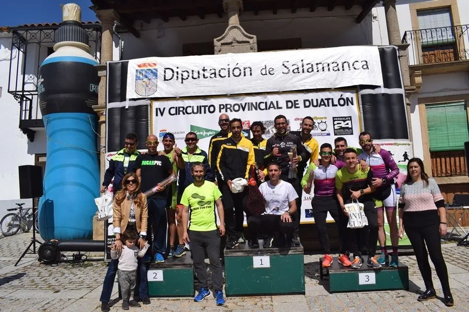 Foto 9 - Antonio Cerezo y Beatriz D&iacute;az, ganadores del IV Duatl&oacute;n Villa de Lumbrales