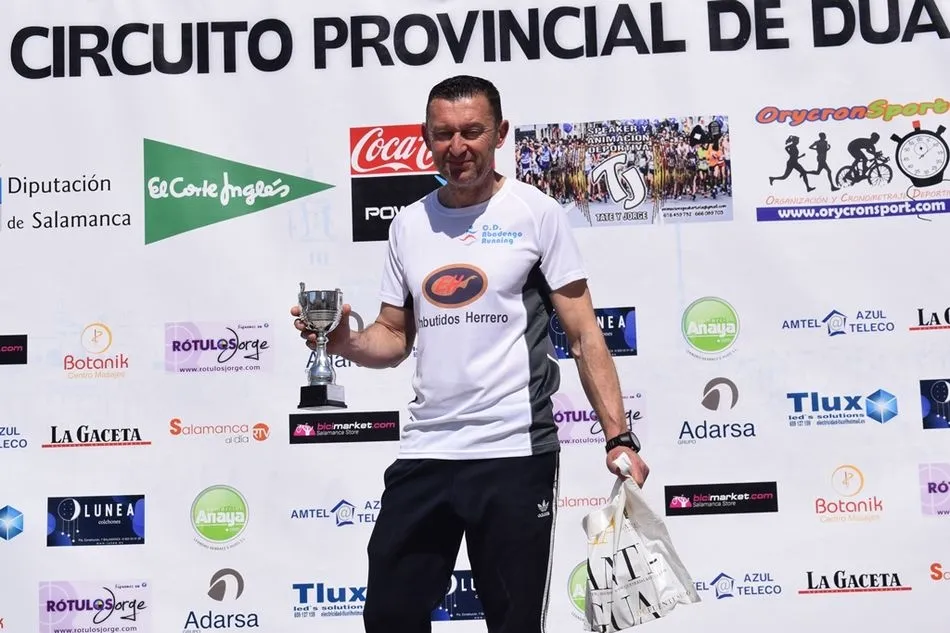Foto 4 - Antonio Cerezo y Beatriz D&iacute;az, ganadores del IV Duatl&oacute;n Villa de Lumbrales