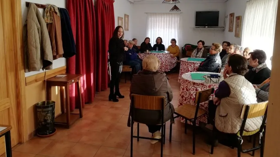 Los vecinos de Sobradillo, Ahigal de los Aceiteros y La Redonda participan en la campaña ‘NO...
