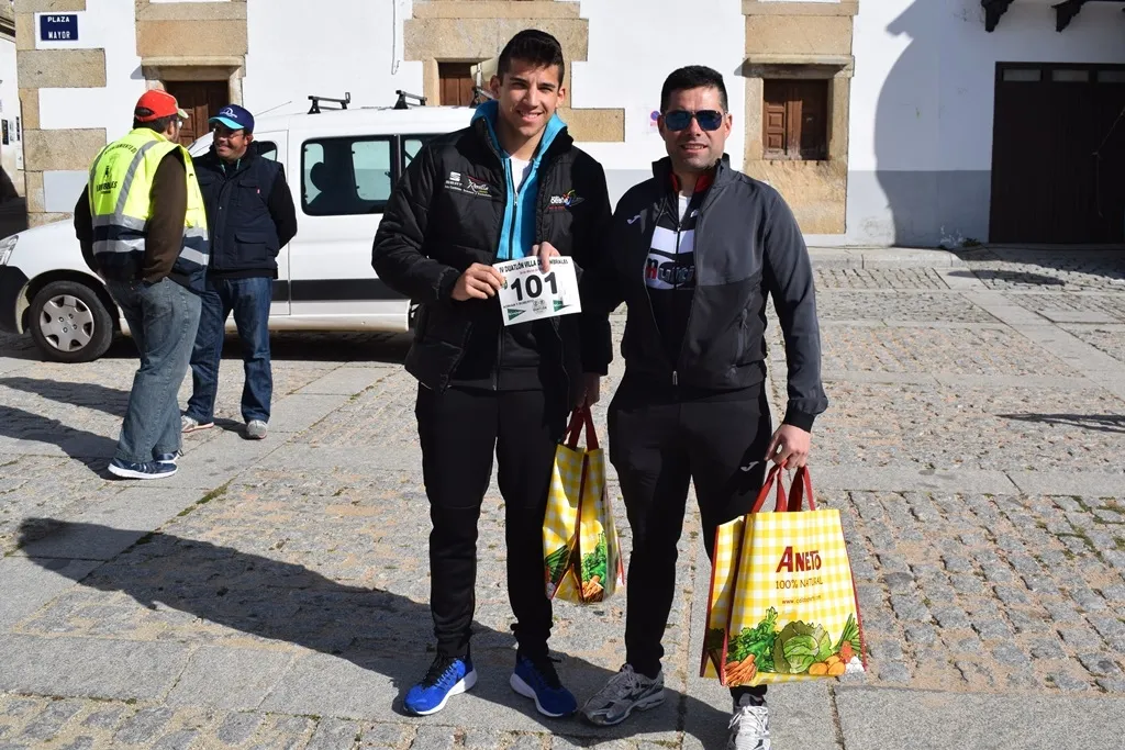 Foto 4 - Luis Mart&iacute;n y Sim&oacute;n Mart&iacute;n ganan la modalidad por relevos del Duatl&oacute;n de Lumbrales  