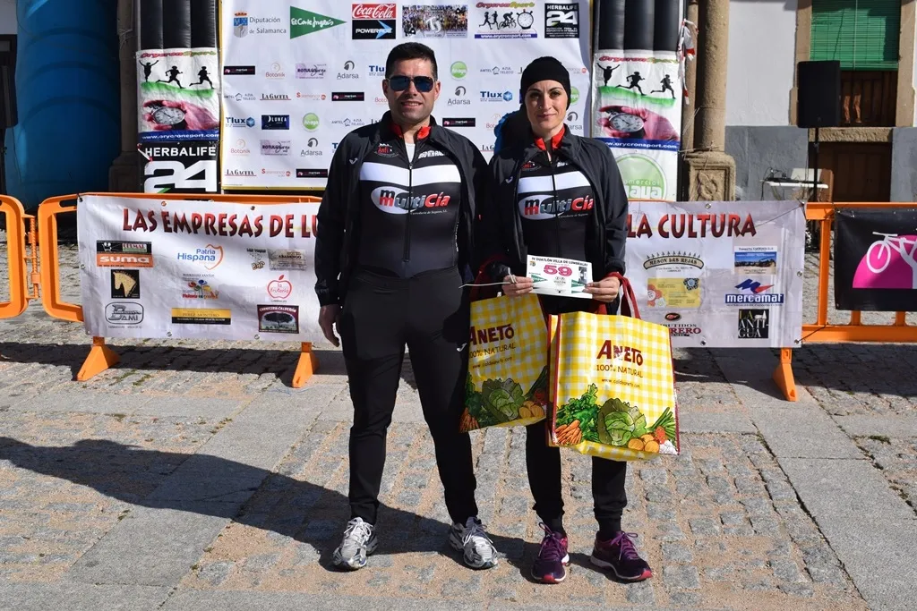 Foto 3 - Luis Mart&iacute;n y Sim&oacute;n Mart&iacute;n ganan la modalidad por relevos del Duatl&oacute;n de Lumbrales  