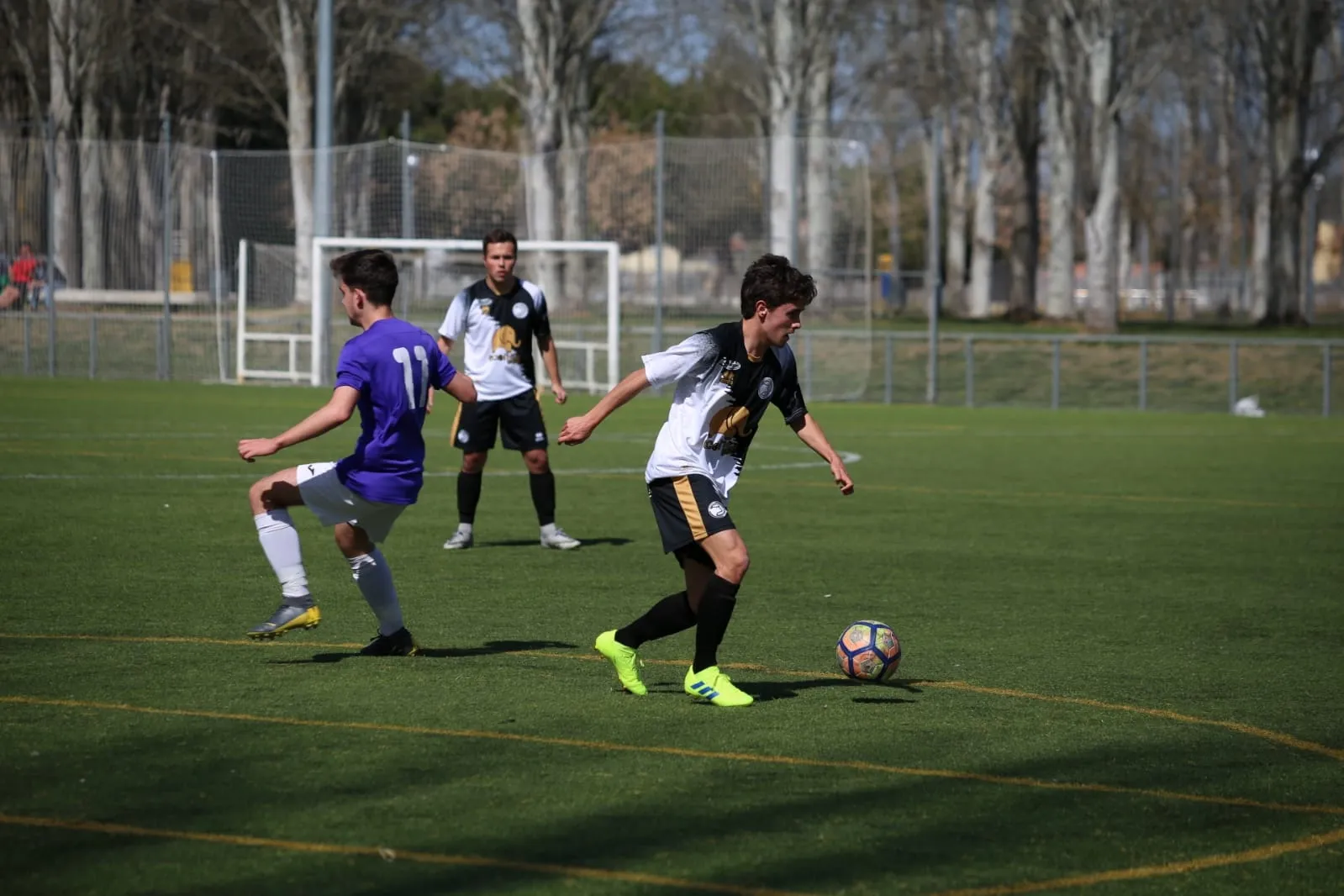 Foto 9 - Resultados, clasificaciones e im&aacute;genes del f&uacute;tbol base regional