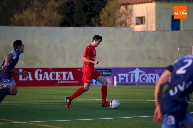 Foto 5 - El Salamanca UDS &lsquo;B&rsquo; encamina su ascenso a Tercera Divisi&oacute;n