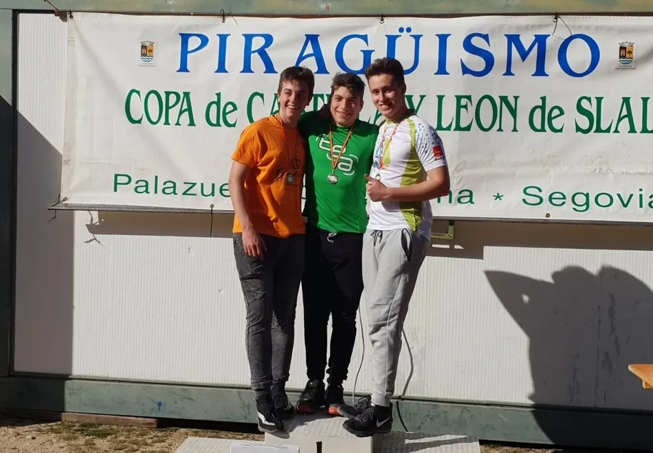Foto 10 - Gran apertura del Regional de Aguas Bravas para el Club Capit&aacute;n Nemo  