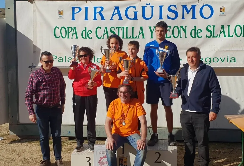 Foto 2 - Gran apertura del Regional de Aguas Bravas para el Club Capit&aacute;n Nemo  