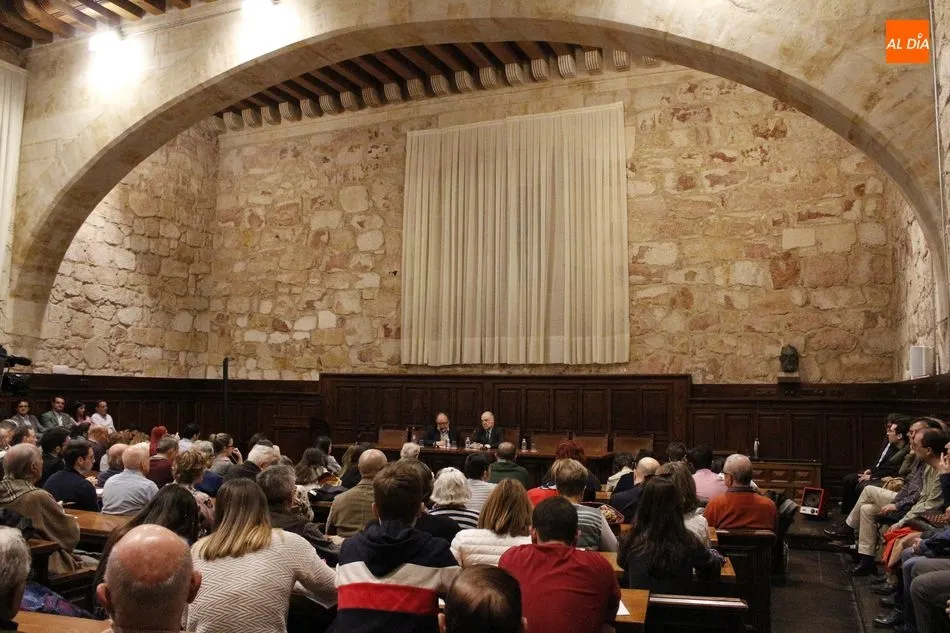 Foto 3 - Jordi Canal i Morell ofrece las claves de interpretaci&oacute;n del proceso independentista en Catalu&ntilde;a  
