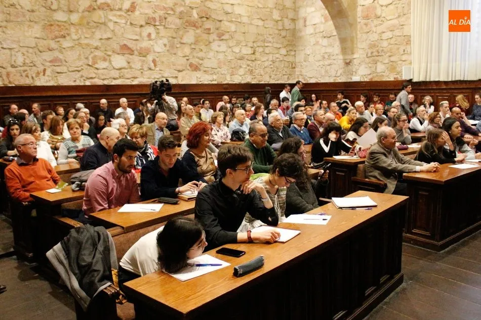 Foto 2 - Jordi Canal i Morell ofrece las claves de interpretaci&oacute;n del proceso independentista en Catalu&ntilde;a  
