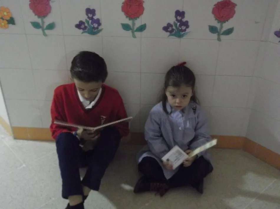 Foto 10 - Apadrinamiento lector en el colegio San Estanislao de Kostka  