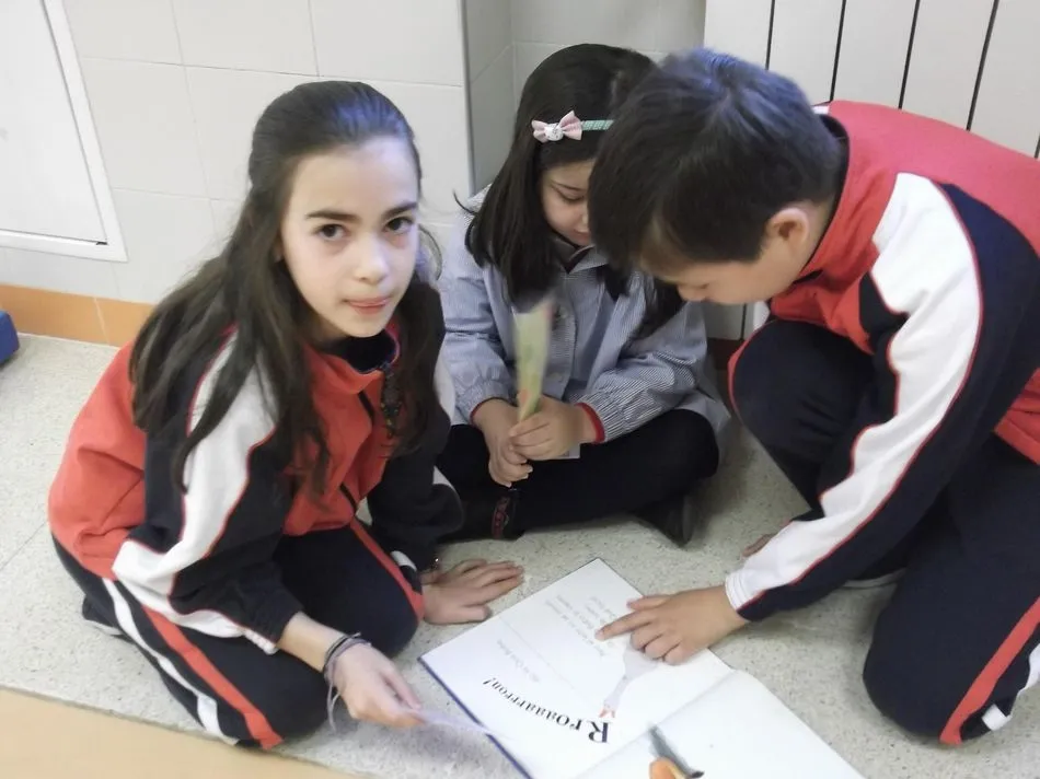 Foto 4 - Apadrinamiento lector en el colegio San Estanislao de Kostka  