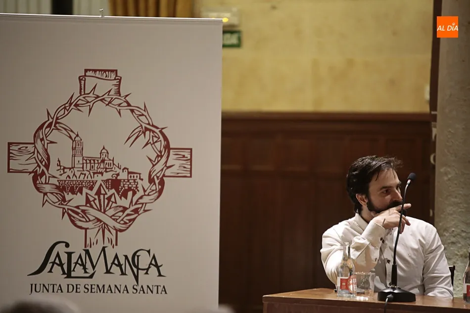 Foto 10 - Mesa redonda en el Casino para tratar la importancia de las &oacute;rdenes religiosas
