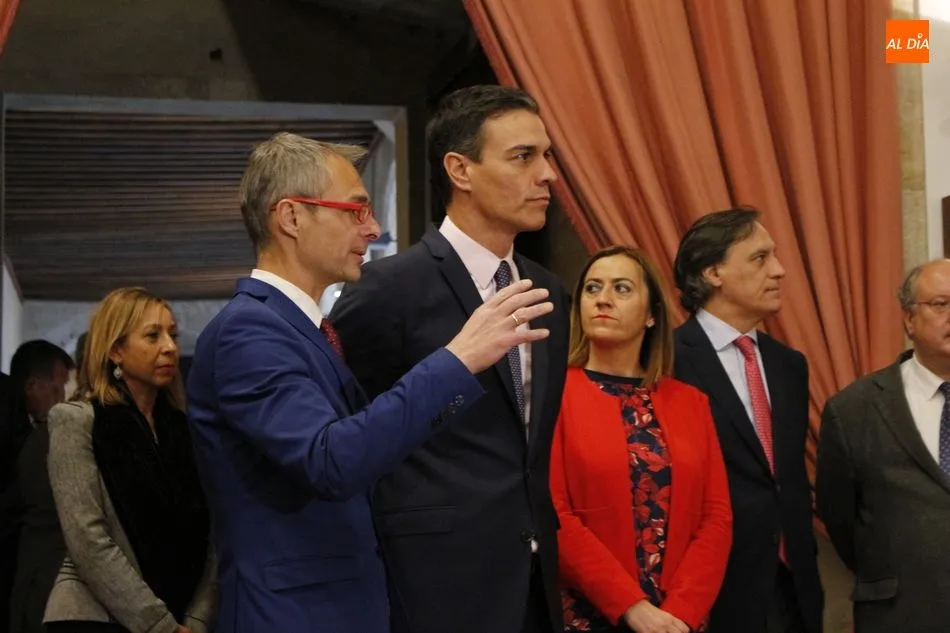 Foto 6 - El presidente del Gobierno conoce el &ldquo;potencial docente, investigador y cultural&rdquo; de la...