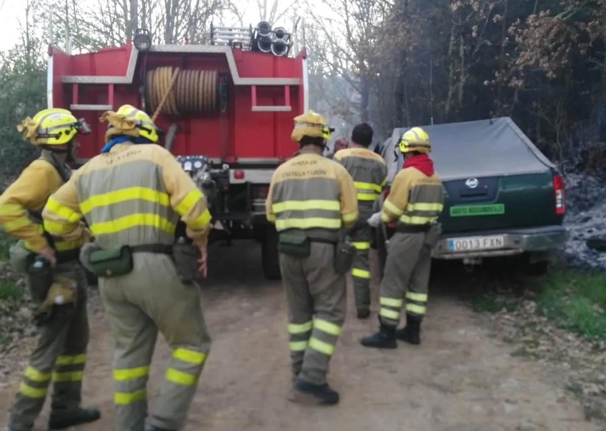 Equipos trabajando en el lugar | Fotos: Pablo Holgado