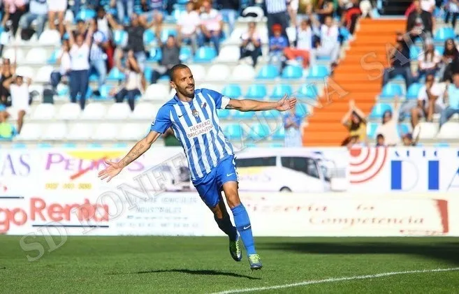 Yuri de Souza en un partido con la Ponferradina / Ponferradina
