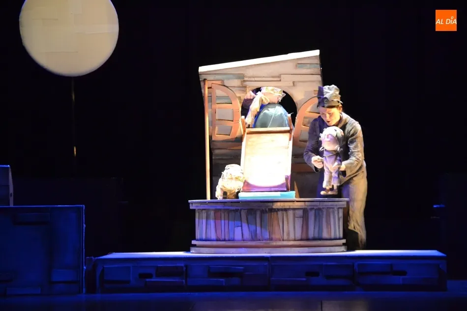 Foto 6 - Festuc Teatre recibe su premio de la Feria 2018 en una nueva sesi&oacute;n teatral para escolares  