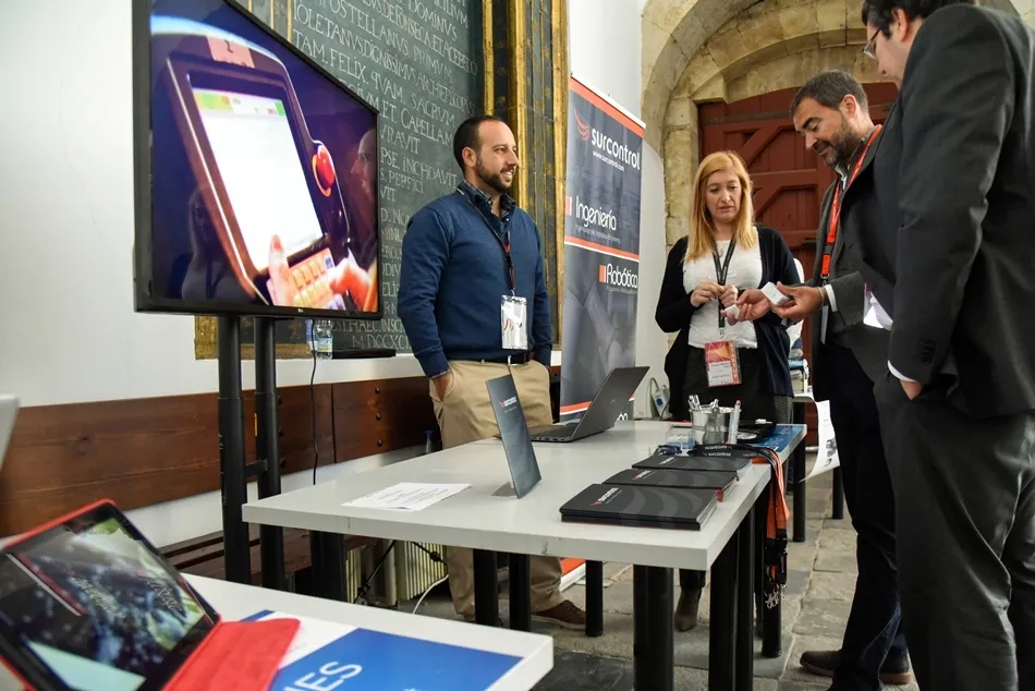 Foto 2 - La USAL acoge Startup Ol&eacute; con 850 empresas y m&aacute;s 250 corporaciones e inversores