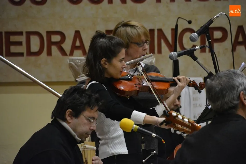 Foto 8 - Concierto en la parroquia del Milagro de San Jos&eacute; a favor de los refugiados en Grecia