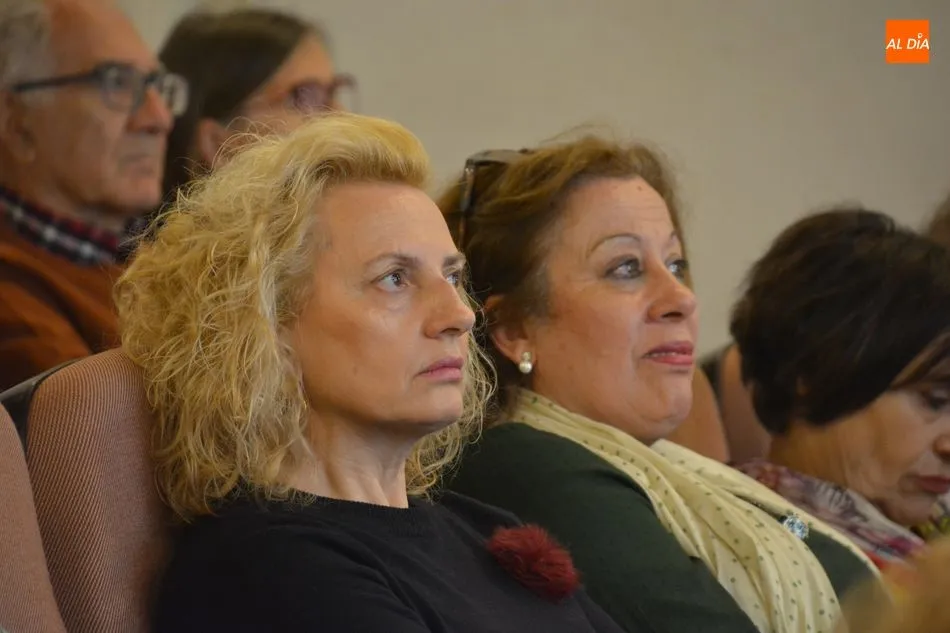 Foto 6 - Los mayores participan en una charla sobre prevenci&oacute;n y gesti&oacute;n de accidentes del d&iacute;a al d&iacute;a
