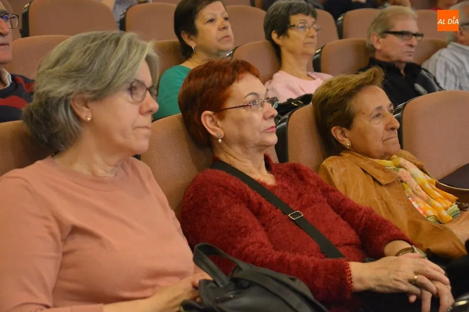 Foto 5 - Los mayores participan en una charla sobre prevenci&oacute;n y gesti&oacute;n de accidentes del d&iacute;a al d&iacute;a