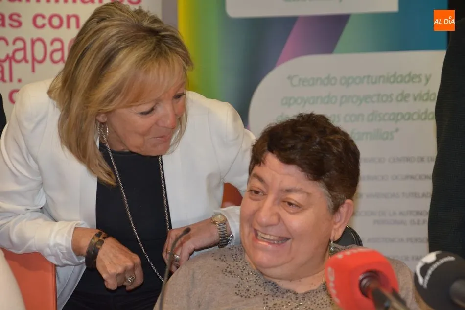 Foto 4 - &ldquo;Los pol&iacute;ticos se tendr&iacute;an que pringar m&aacute;s, que somos personas como todo el mundo&rdquo;  