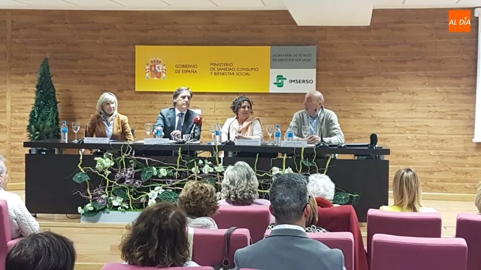 Foto 4 - Salamanca acoge el primer encuentro nacional de las asociaciones de p&aacute;rkinson