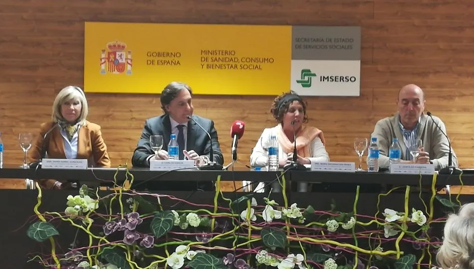 Foto 2 - Salamanca acoge el primer encuentro nacional de las asociaciones de p&aacute;rkinson
