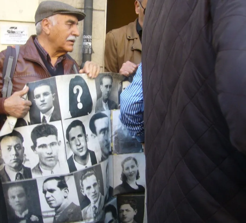 Foto 2 - El Ayuntamiento de Madrid inaugura una placa en homenaje al salmantino Marcos Ana