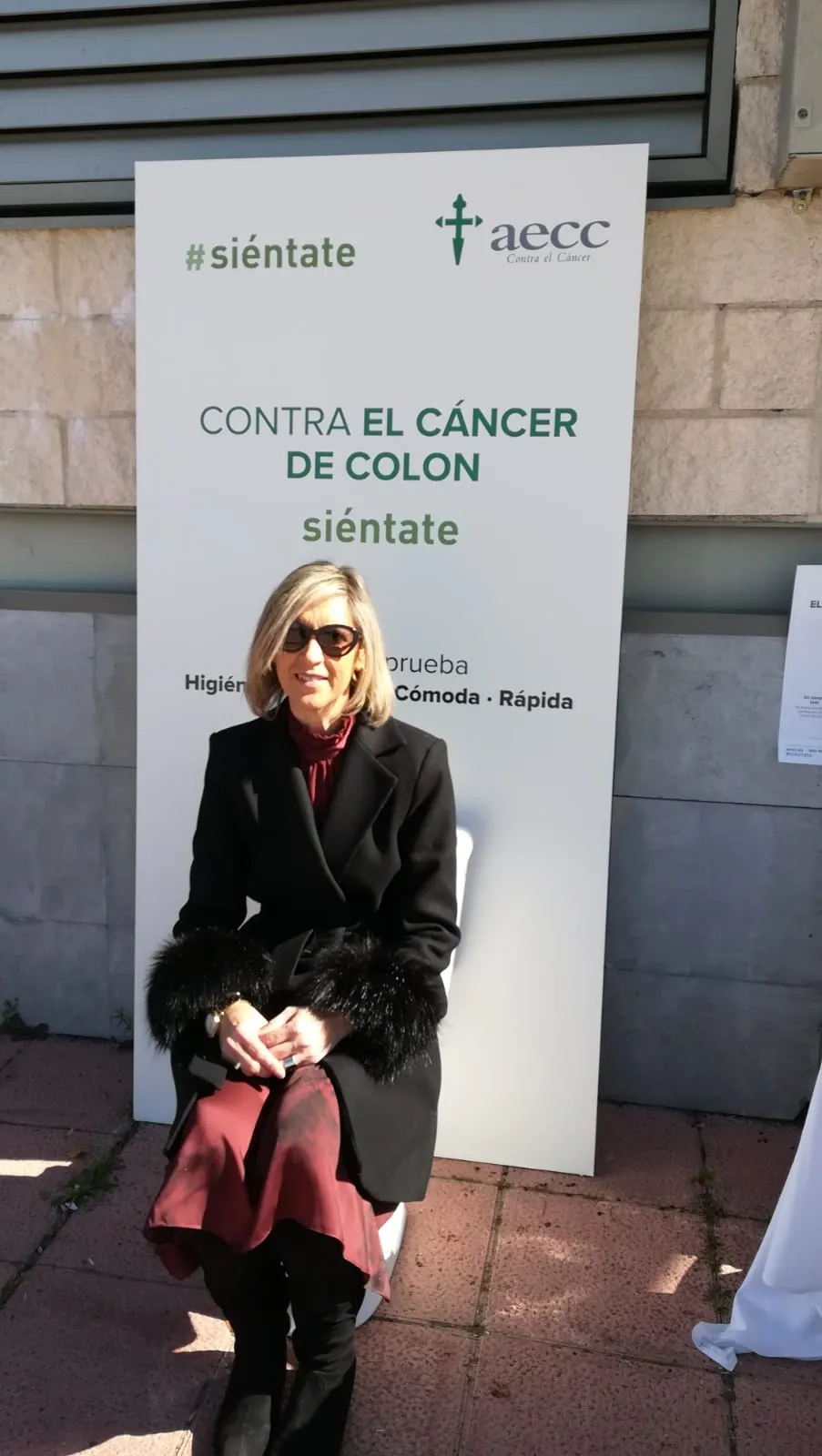 Foto 8 - La AECC invita a sentarse en un inodoro para concienciar sobre el c&aacute;ncer de col&oacute;n  