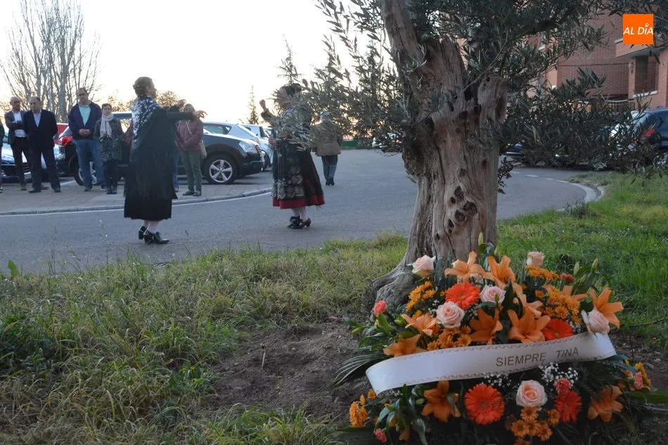 Foto 10 - Emotivo homenaje a Tina Mart&iacute;n en el tercer aniversario de su fallecimiento