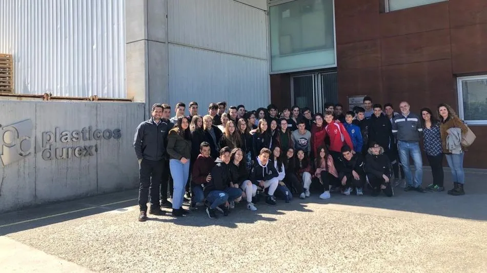 Visita de los alumnos del Colegio María Auxiliadora a Plásticos Durex