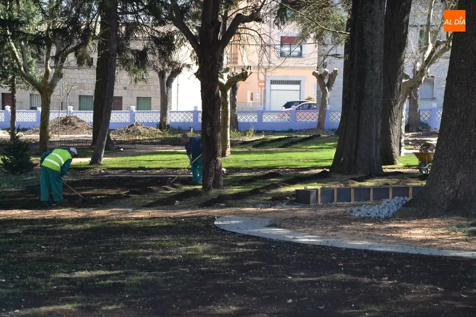 Foto 8 - La &uacute;nica ventaja del retraso de La Florida: sus jardines ya lucen de verde  